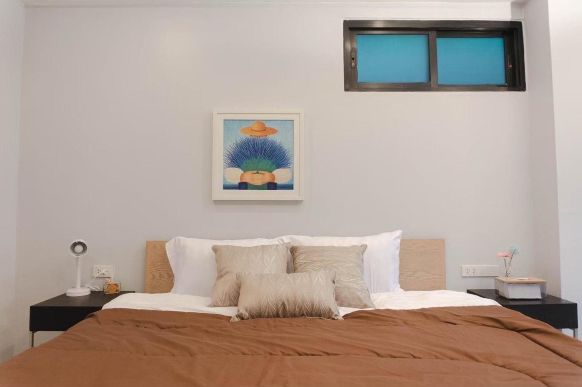 Bnb98 Silom Hotel Бангкок Экстерьер фото